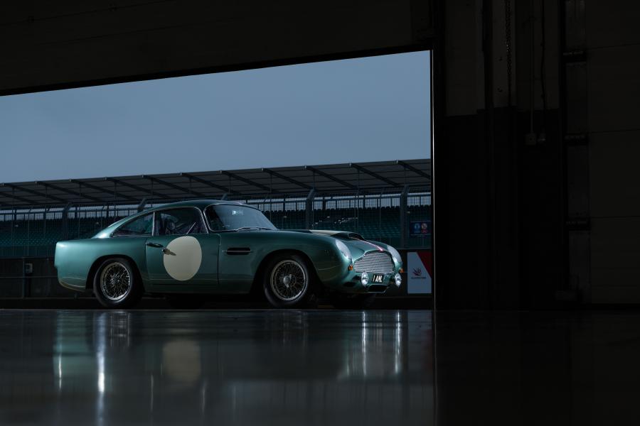  Aston Martin DB4 GT Continuation 2017 года  (WW) (фото 5 из 83)
